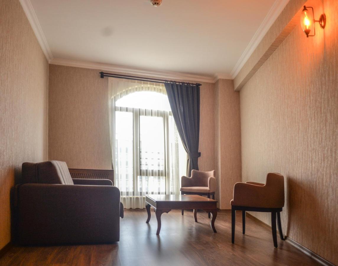 Neva Hotel Малатья Екстер'єр фото